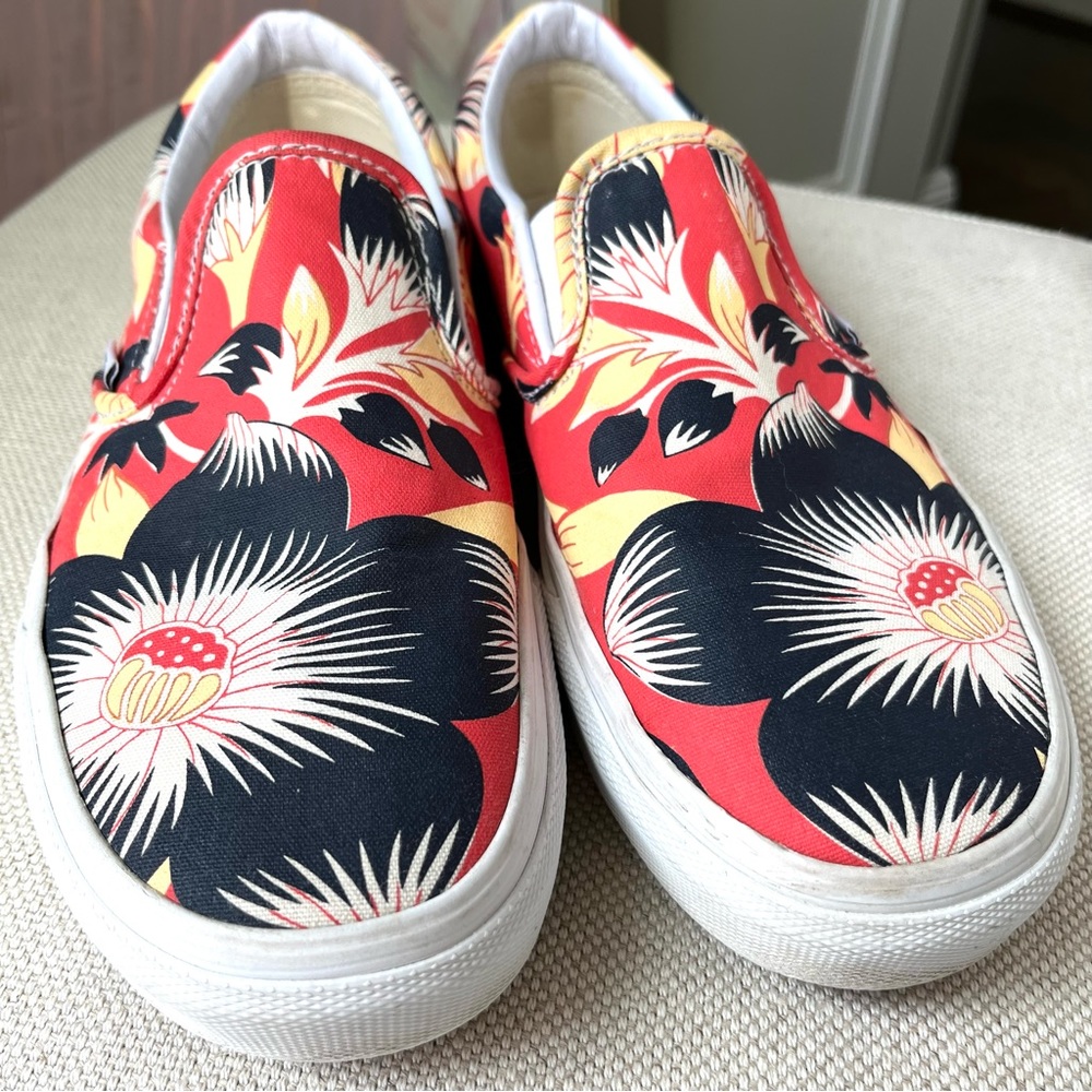 Vans for J. Crew Unisex classic slip-on shoes (size Women’s 9 or men’s 7.5) - Picture 2 of 16